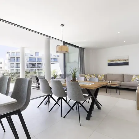 Stylish With Large Terrace In Higueron 公寓 丰希罗拉