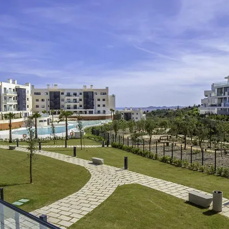 아파트 Stylish With Large Terrace In Higueron 푸엔히롤라