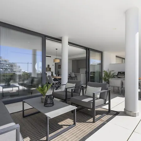 Stylish With Large Terrace In Higueron