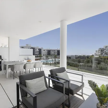 Stylish With Large Terrace In Higueron Apartment