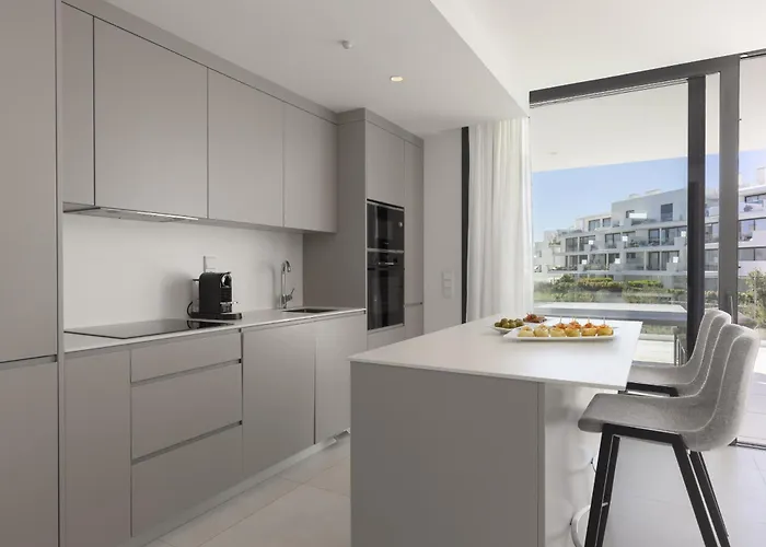 Stylish With Large Terrace In Higueron Appartamento *