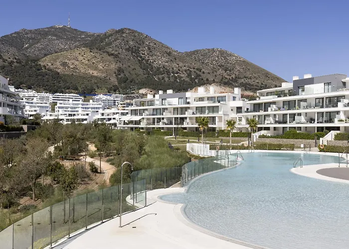 Stylish With Large Terrace In Higueron