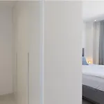 Апартаменти Stylish With Large Terrace In Higueron Фуенхірола